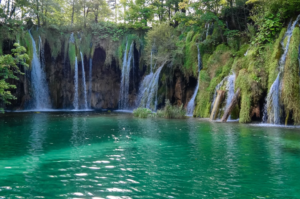 Visiting Plitvice Lakes: another stunning waterfall