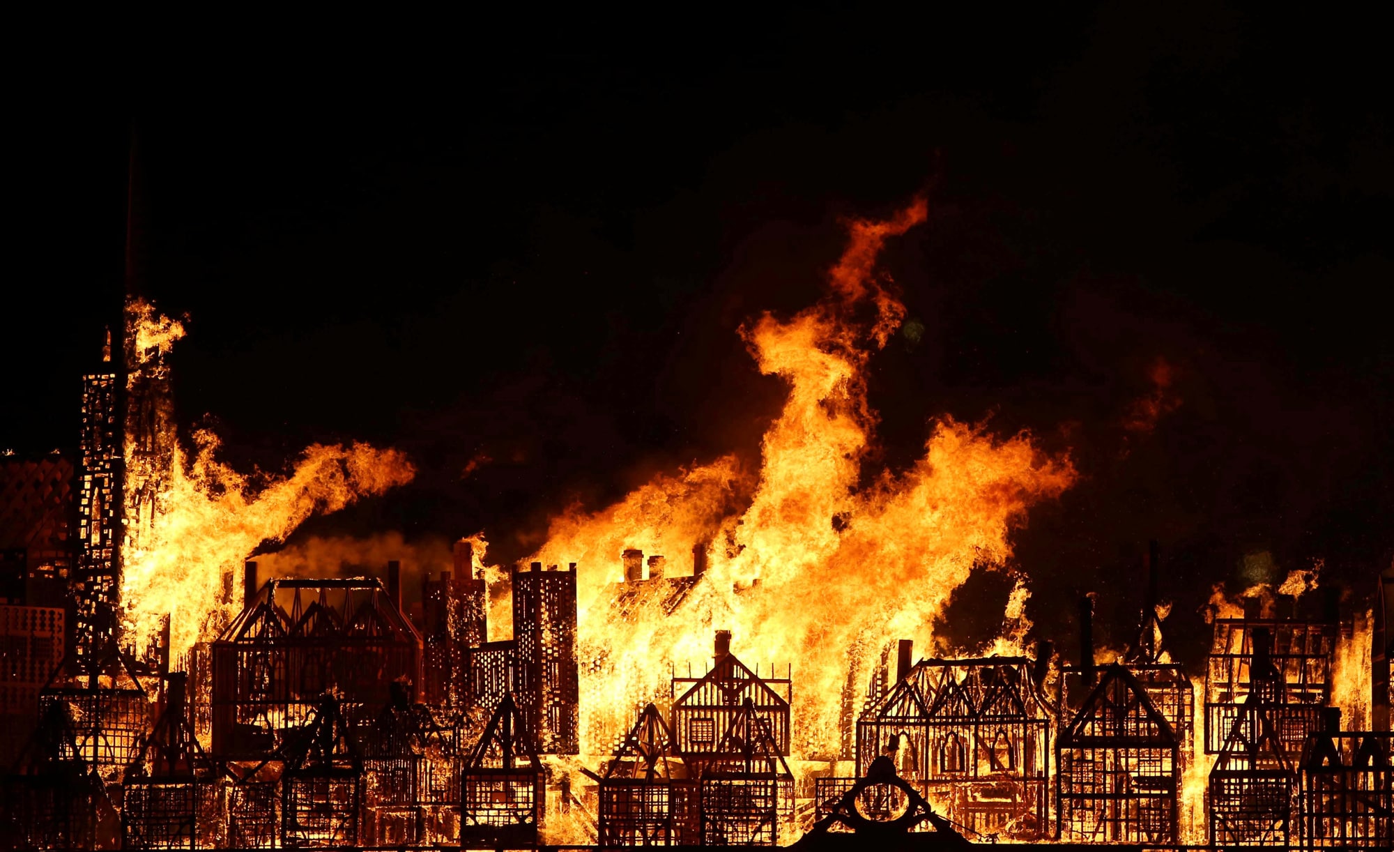После великого пожара. Великий Лондонский пожар 1666 года. Великий пожар в Лондоне в 1666. 1666 Год пожар в Лондоне. Лондон 1666 год.
